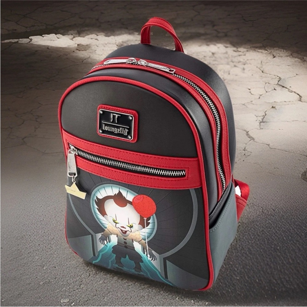 NEW Loungefly King’s IT Sewer You'll Float Too Chibi PENNYWISE Clown Backpack - Picture 2 of 9